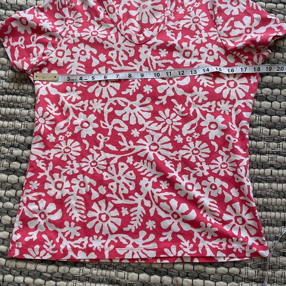 Lands’ End Tee - Picture 2 of 5